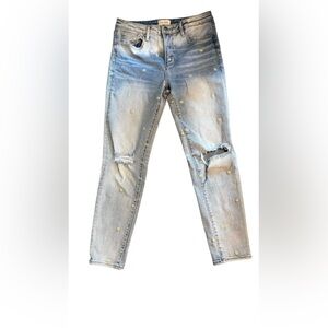 Sundance Driftwood “Gizelle” Embroidered Daisy Mom Jeans Size 27